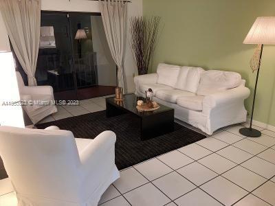 Building Photo - 9124 Collins Ave