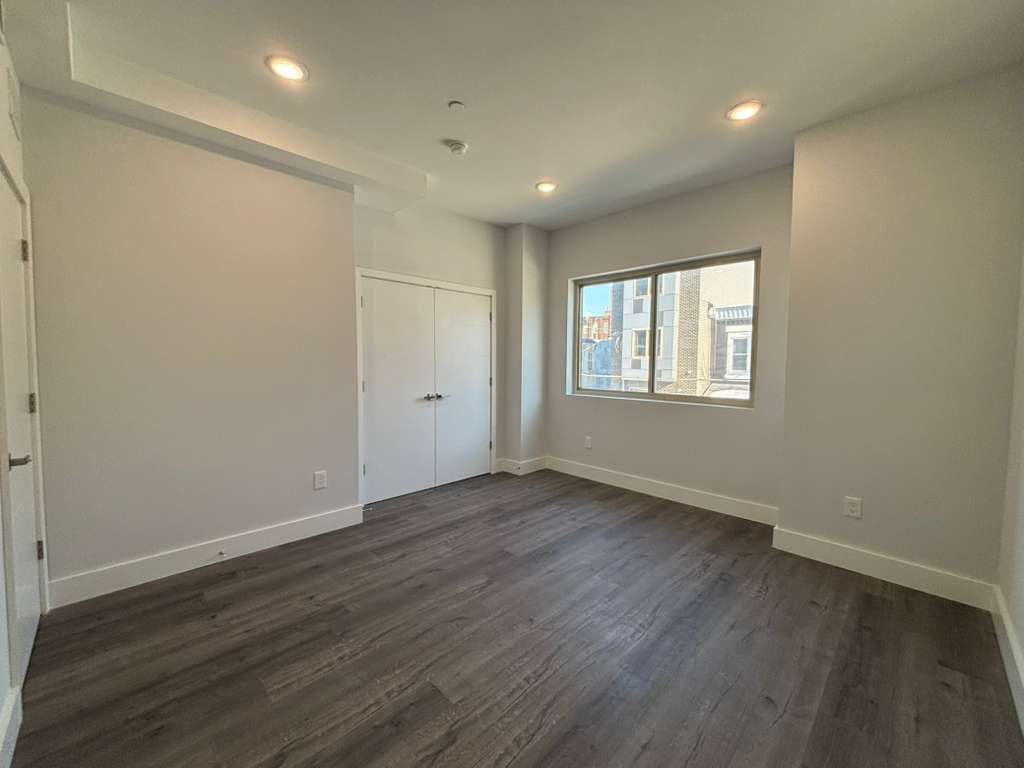 Bedroom 1 - 2252 N Delhi St