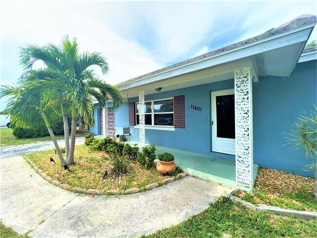Building Photo - 11401 64th Terrace N