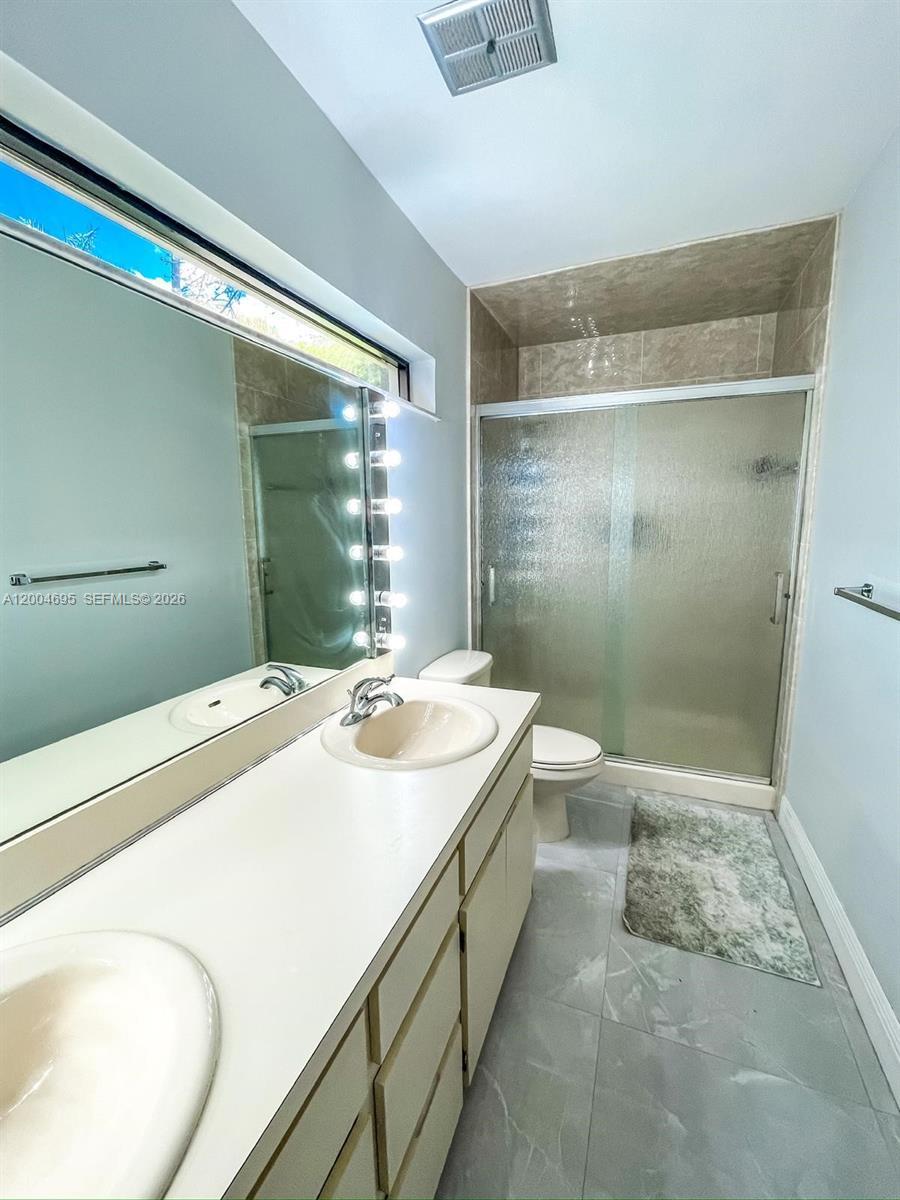Building Photo - 13360 SW 89th Ter