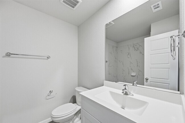 Building Photo - 501 Big Bnd Pkwy