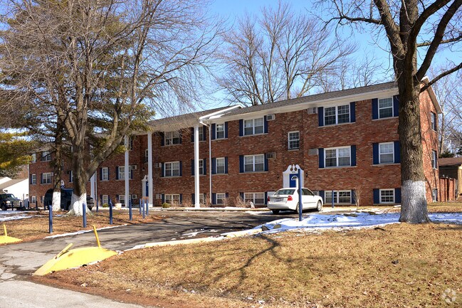 Primary Photo - Webster Park Apartments