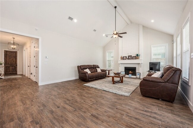 Building Photo - 2715 Portland Ave