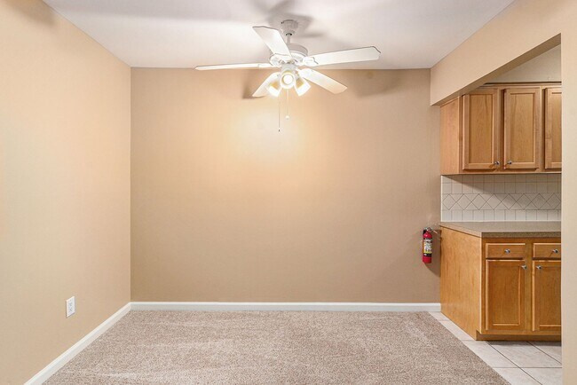 Building Photo - Almont Terrace Apartments