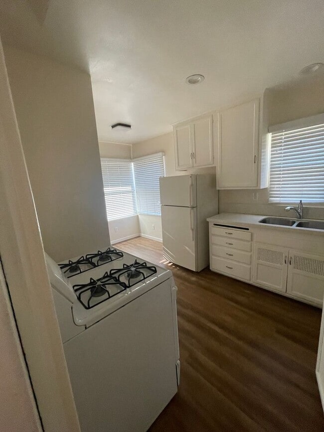 Building Photo - Cute & Cozy Remodeled La Mesa Home