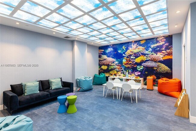 Building Photo - 3640 Yacht Club Dr