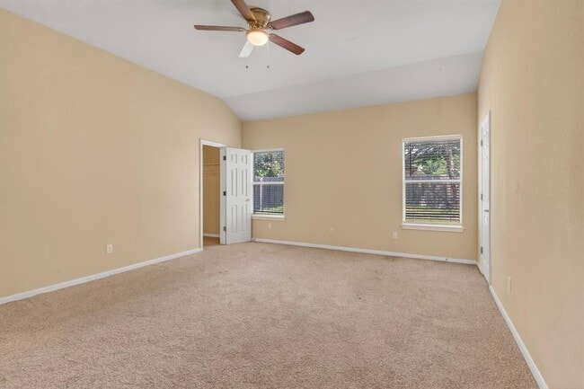 Building Photo - 4489 Western Lake Dr