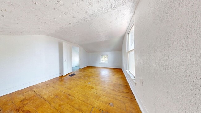 Building Photo - Coming Soon-Haysville, walking distance to town, 3 bedroom