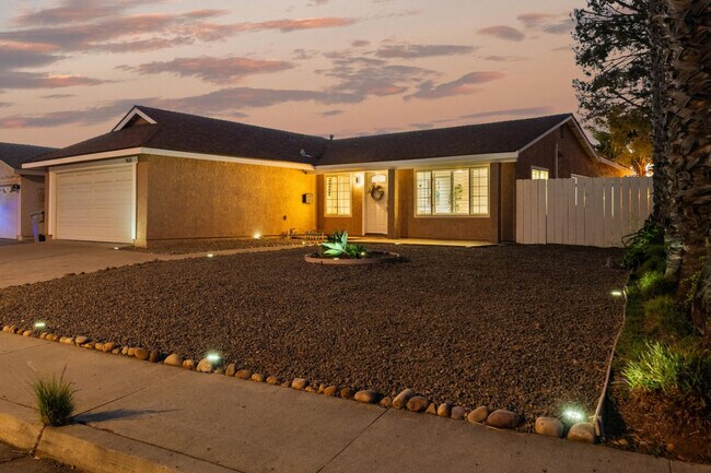 Building Photo - 7630 Andasol St