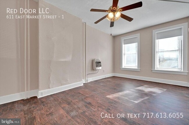 Building Photo - 611 E Market St