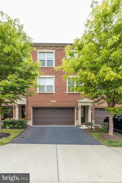 Building Photo - 42557 Dreamweaver Dr