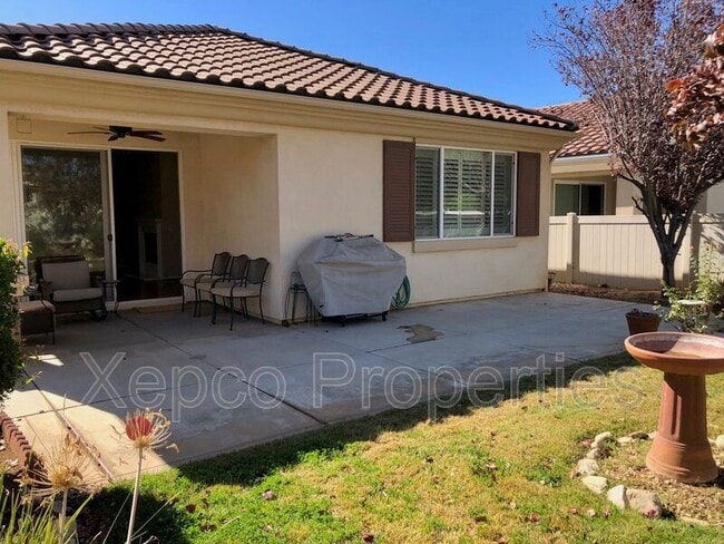 Building Photo - 1170 Wisteria Way