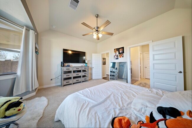 Building Photo - 18106 Alora Springs Trace