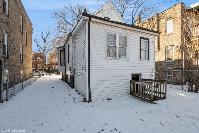 Building Photo - 7541 S Evans Ave