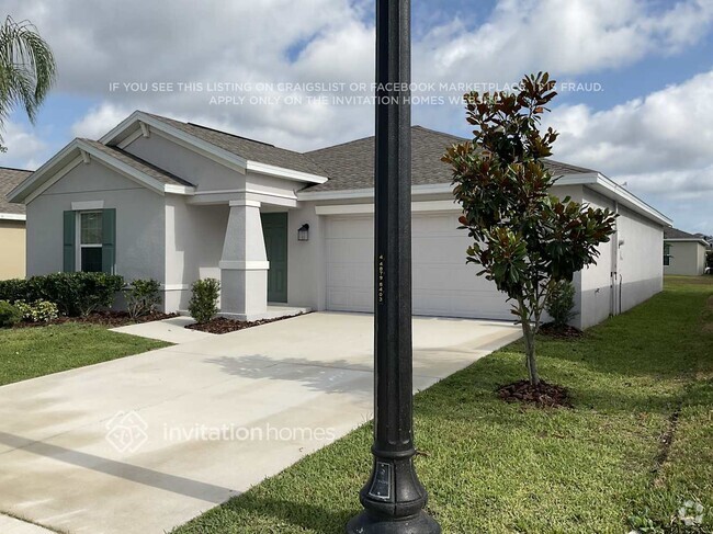 Building Photo - 3043 Blue Bonnet Ln