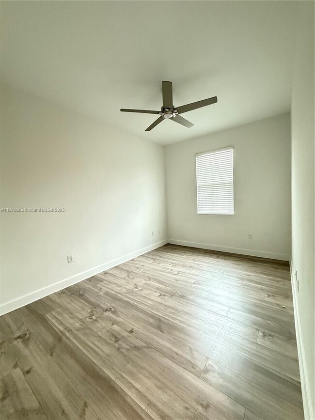 Building Photo - 12521 NW 32nd Manor