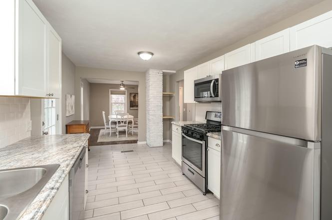 Building Photo - 2113 Paddington Rd