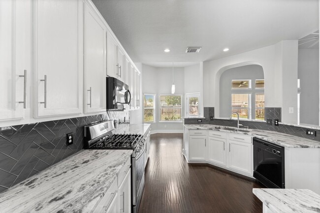 Building Photo - 622 Timberstand Ln