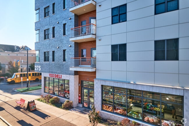 Building Photo - Union Square