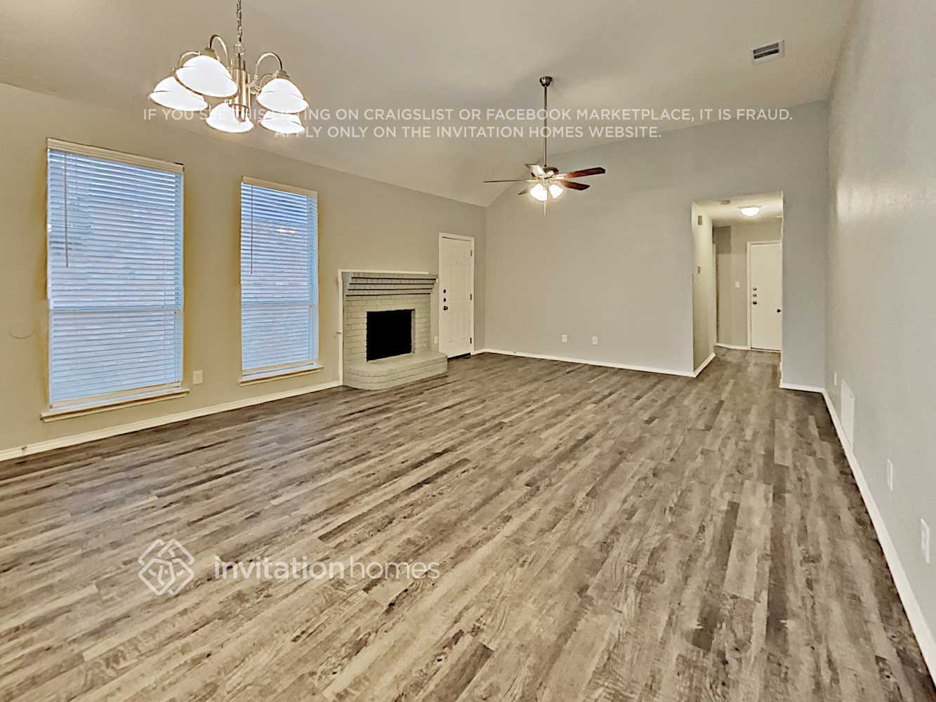 Building Photo - 2401 Baretta Dr