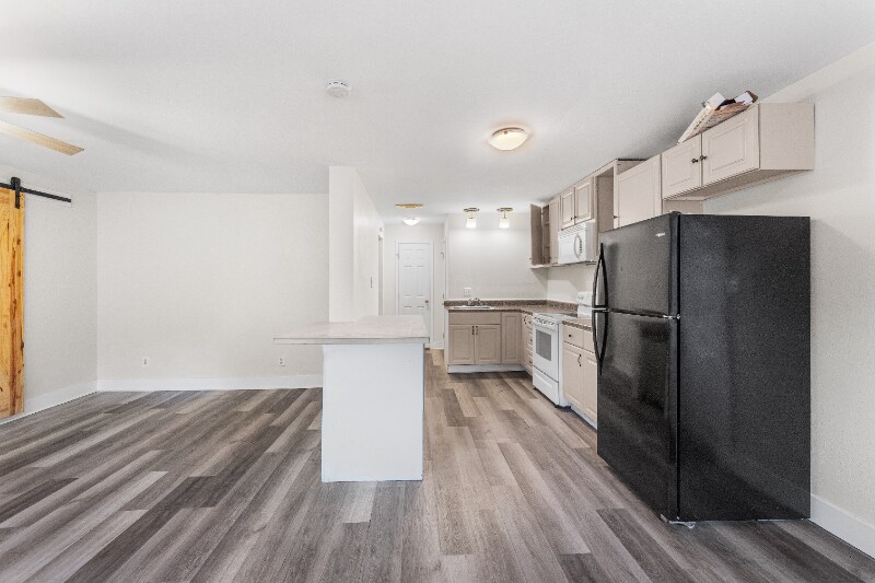 Building Photo - 620 Prichard Ave