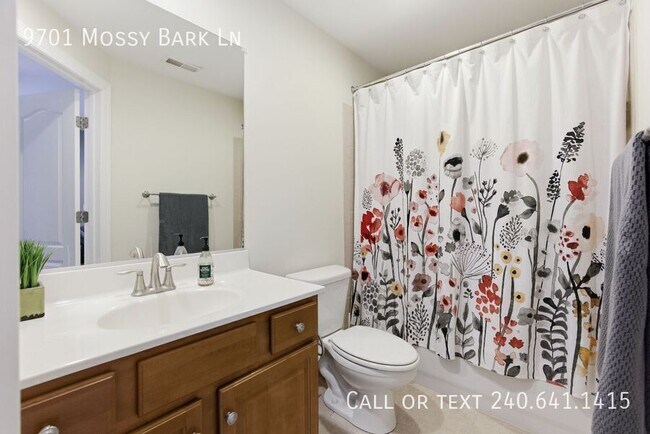 Building Photo - 9701 Mossy Bark Ln