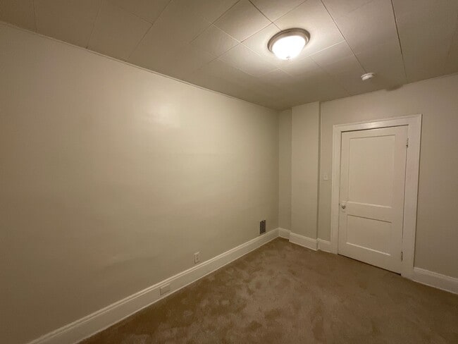 Building Photo - 9604 Park Heights Ave