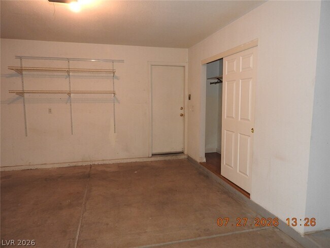 Building Photo - 4533 Chestnut Blaze