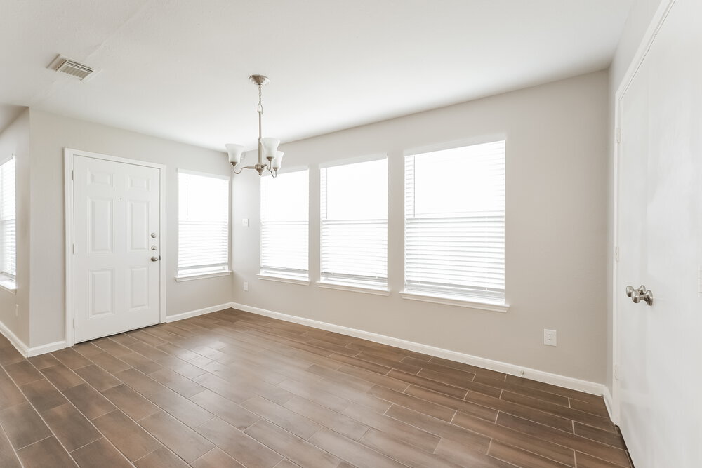Building Photo - 16102 Dawn Marie Ln