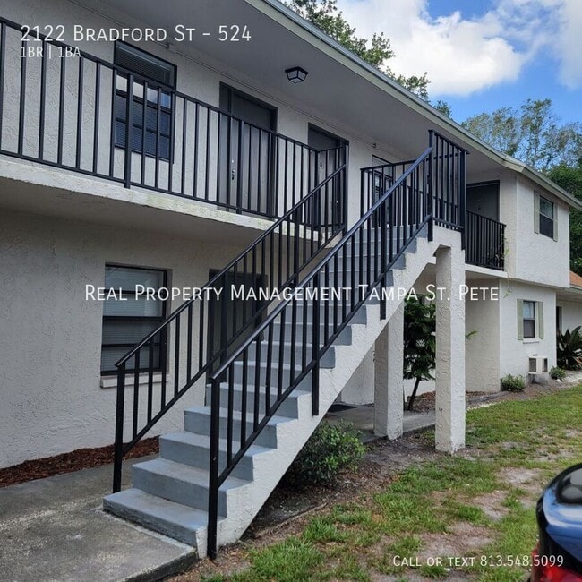 Building Photo - 2122 Bradford St