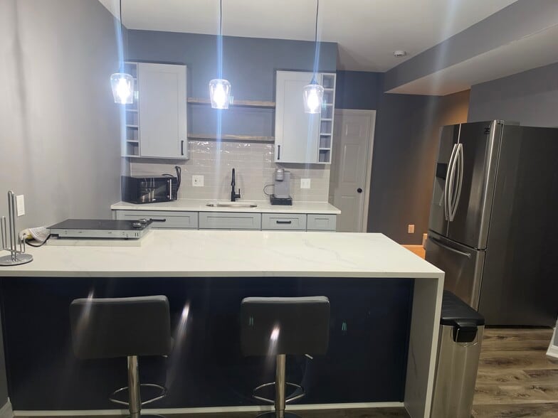 Building Photo - 6021 Smooth Stone Pl
