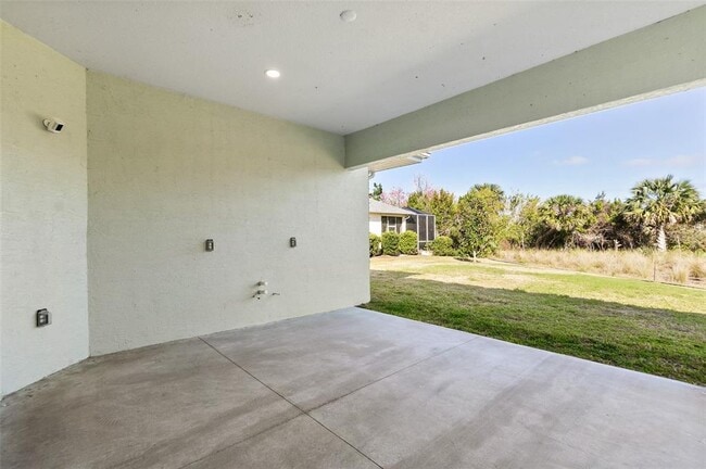 Building Photo - 82 N Lakewalk Dr