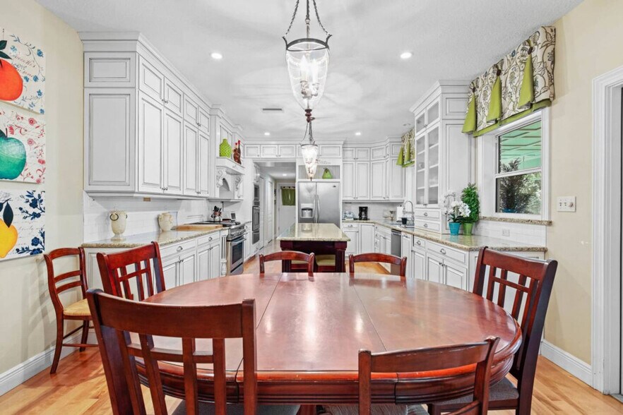 Building Photo - 620 NW 23rd St