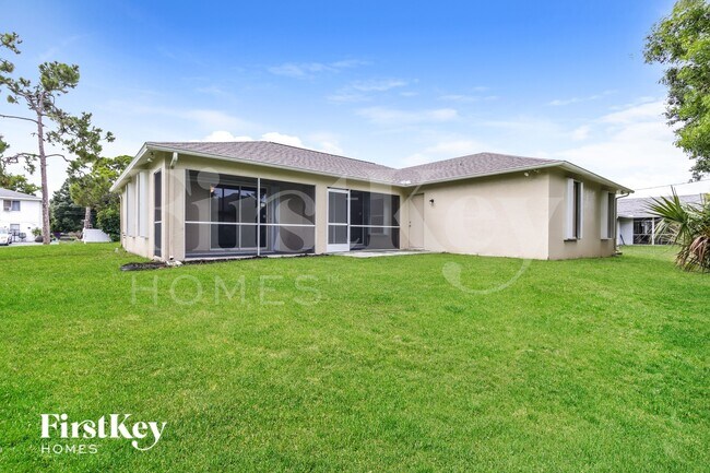 Building Photo - 8097 Albatross Rd