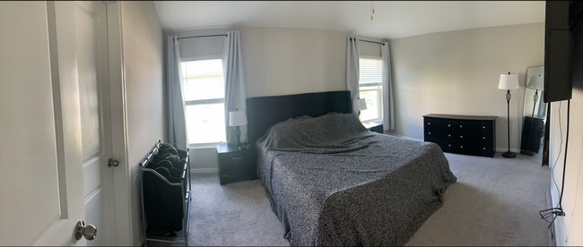 Building Photo - 13335 Crest Lake Dr