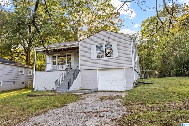 Building Photo - 932 5 Mile Rd