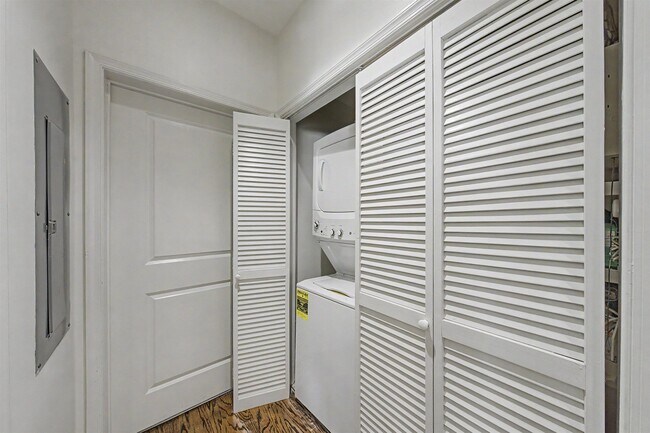 Building Photo - 4 Constellation Pl