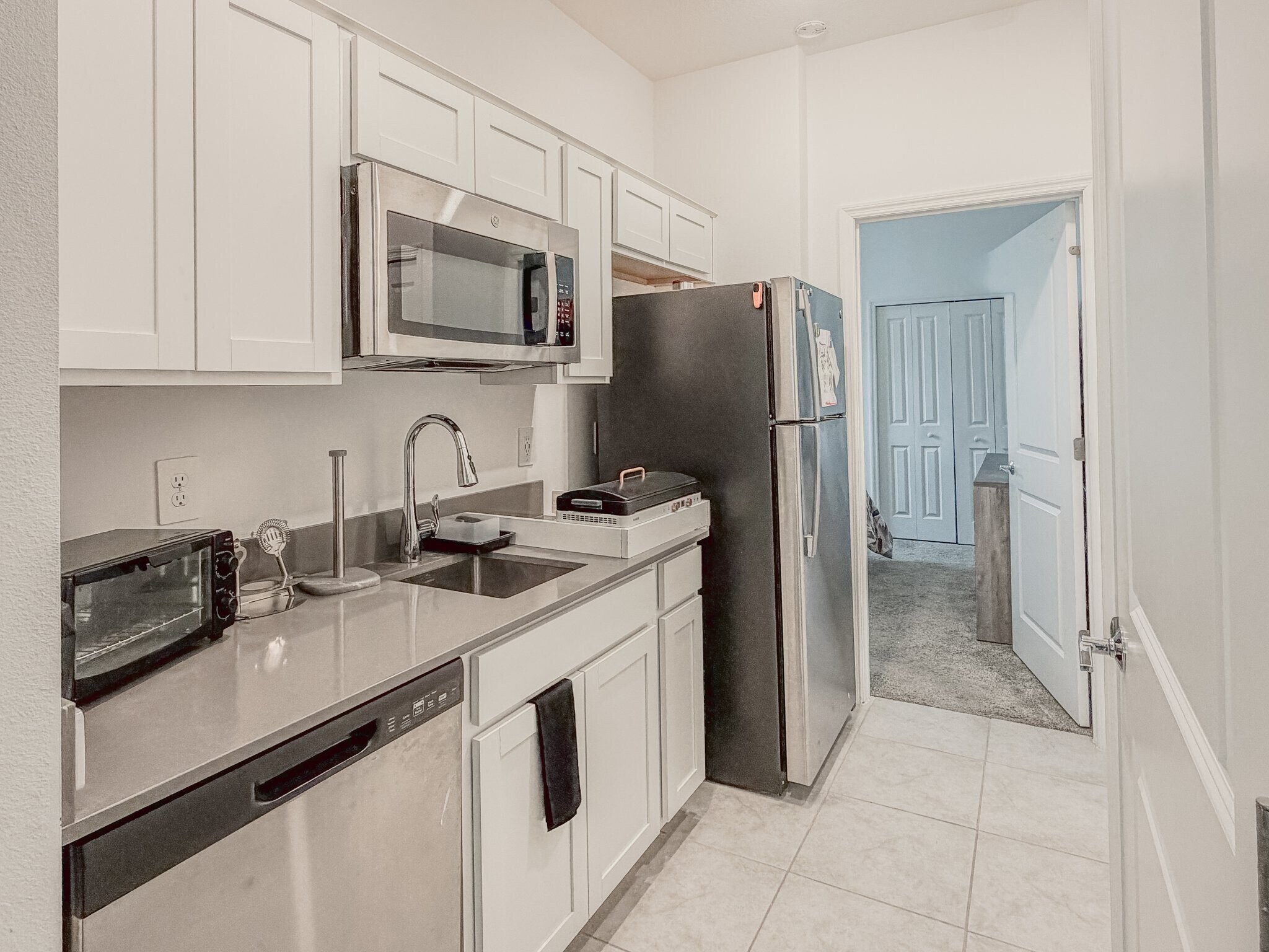Building Photo - 1131 Pomelo St