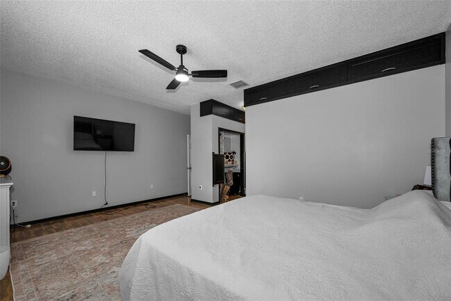 Building Photo - 19313 Aqua Springs Dr