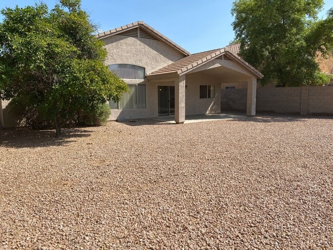 Building Photo - Chandler 3 Bedroom, 2 Bathroom - 1 Story Bright Home