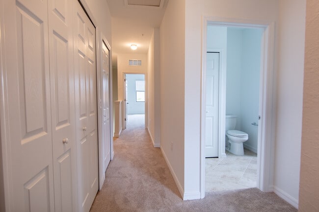 Building Photo - 20457 Lagente Cir