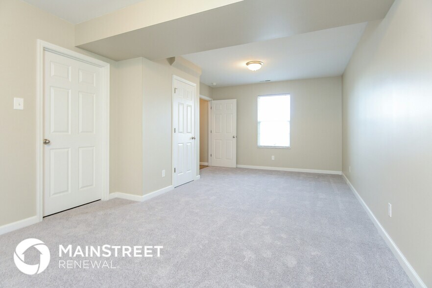 Building Photo - 3440 Rockwood Forest Ct