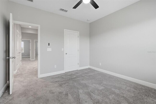 Building Photo - 15591 Honeybell Dr
