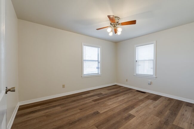 Building Photo - 1322 NW 100th St