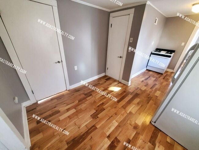 Building Photo - Charming 2 Bedroom Bungalow in WALDO-Avail...