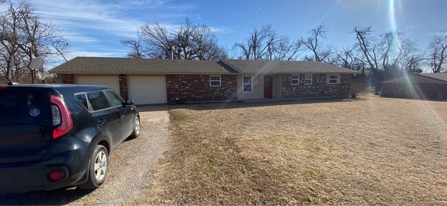 Building Photo - 9540 D J L Dr