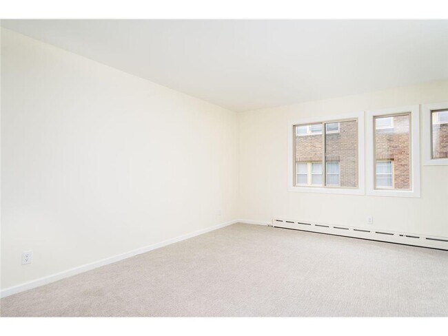 Building Photo - 2709 Park Ave