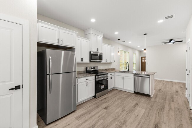 Building Photo - 1316 Williams St