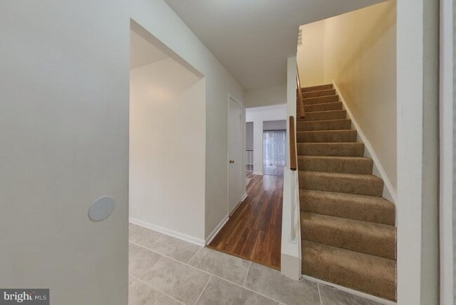 Primary Photo - 4939 McFarland Dr