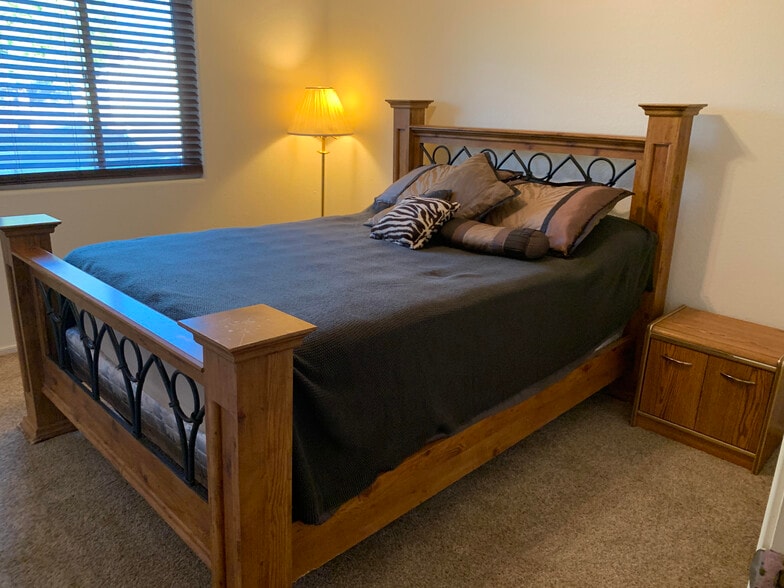 Bedroom 2 - 113 Buffalo Dr